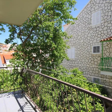 아파트 Hvar 4004b